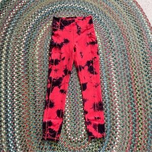 Lululemon Invigorate high rise tight red and black  size 4 excellent condition